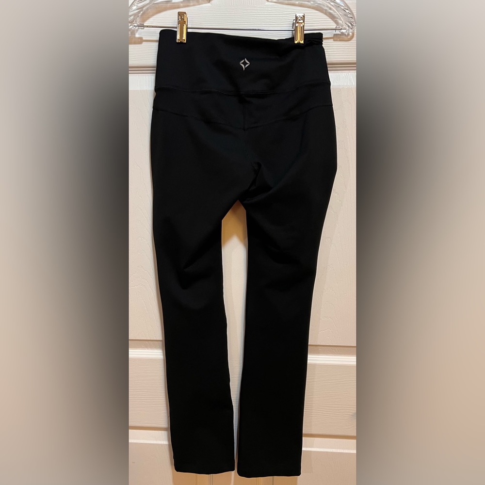 Stonewear Design’s Black Leggings NWOT